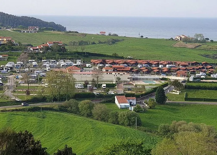 Kemping Avec Terrasse A San Vicente - Api-1-52-1846 *